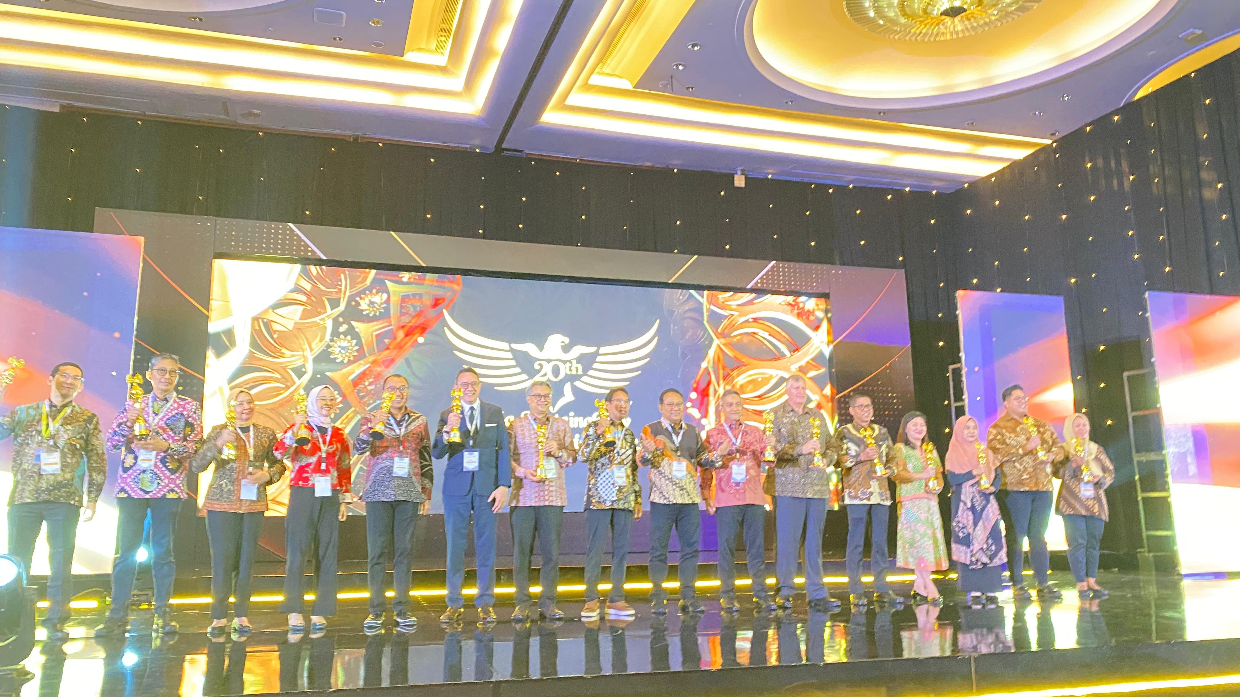 Bank Sumsel Babel Achieves Gold Rating in Asia Sustainability Reporting Rating 2024