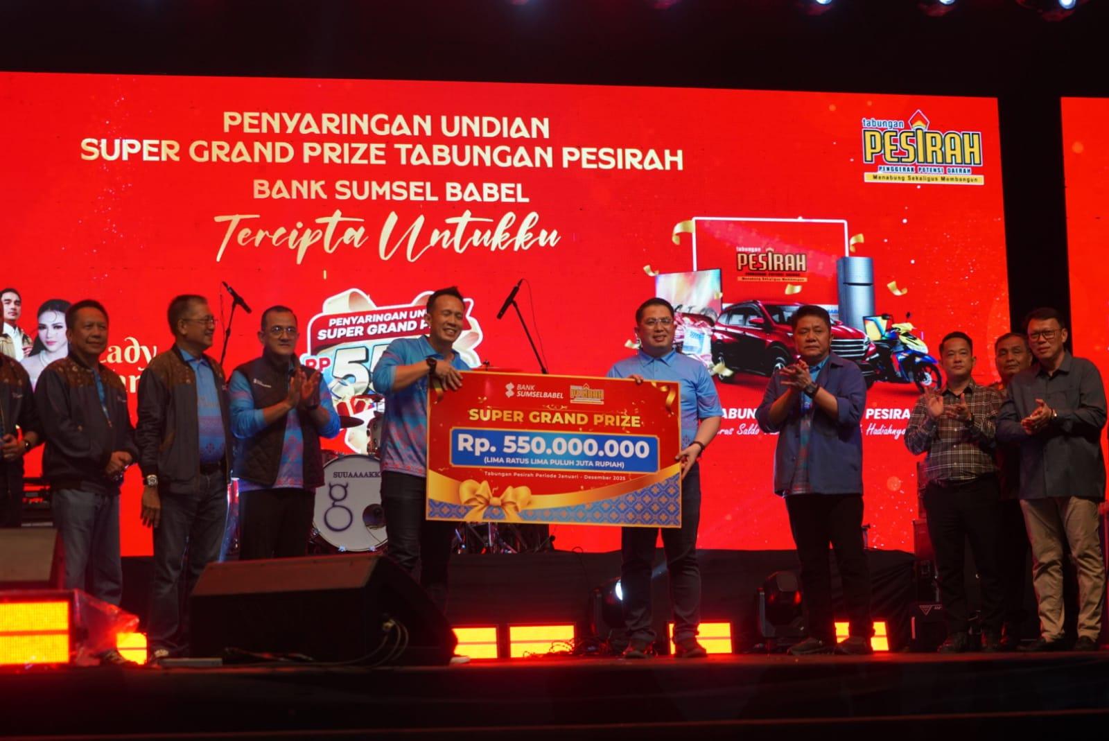 Pemprov Sumsel dan Bank Sumsel Babel Kolaborasi Dorong UMKM Lokal Melalui Hiburan Rakyat dan Undian Super Grand Prize Pesirah