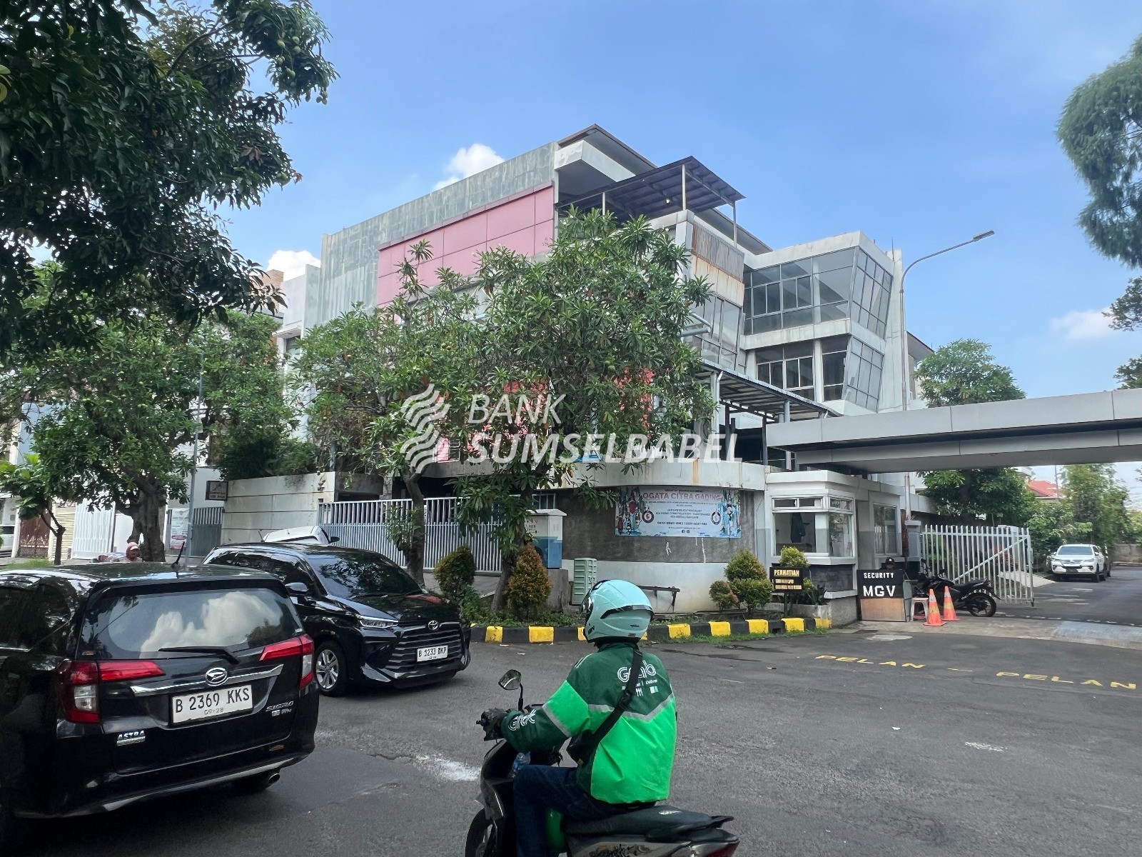 Rumah Tinggal (Eks Kantor)